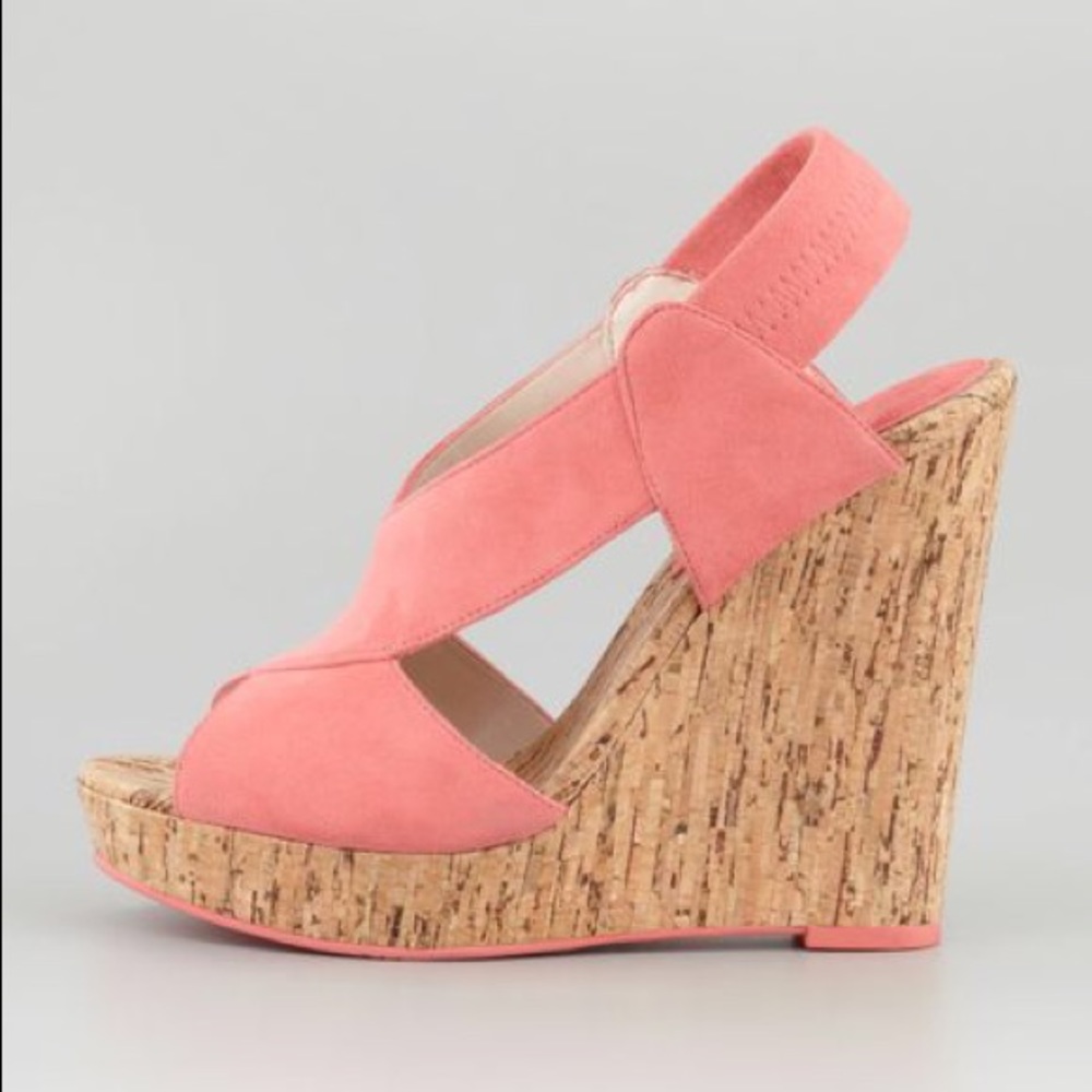 Pelle Moda Wedge size 9